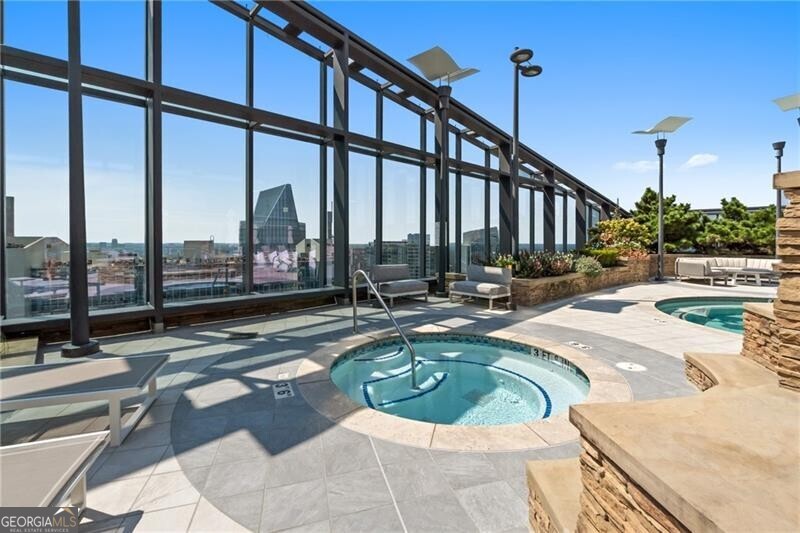 3344 Peachtree Rd NE Unit 3105, Atlanta, GA, 30326, USA, 2 Bedrooms Bedrooms, ,3 BathroomsBathrooms,Condo,Active,3344 Peachtree Rd NE Unit 3105,10684132
