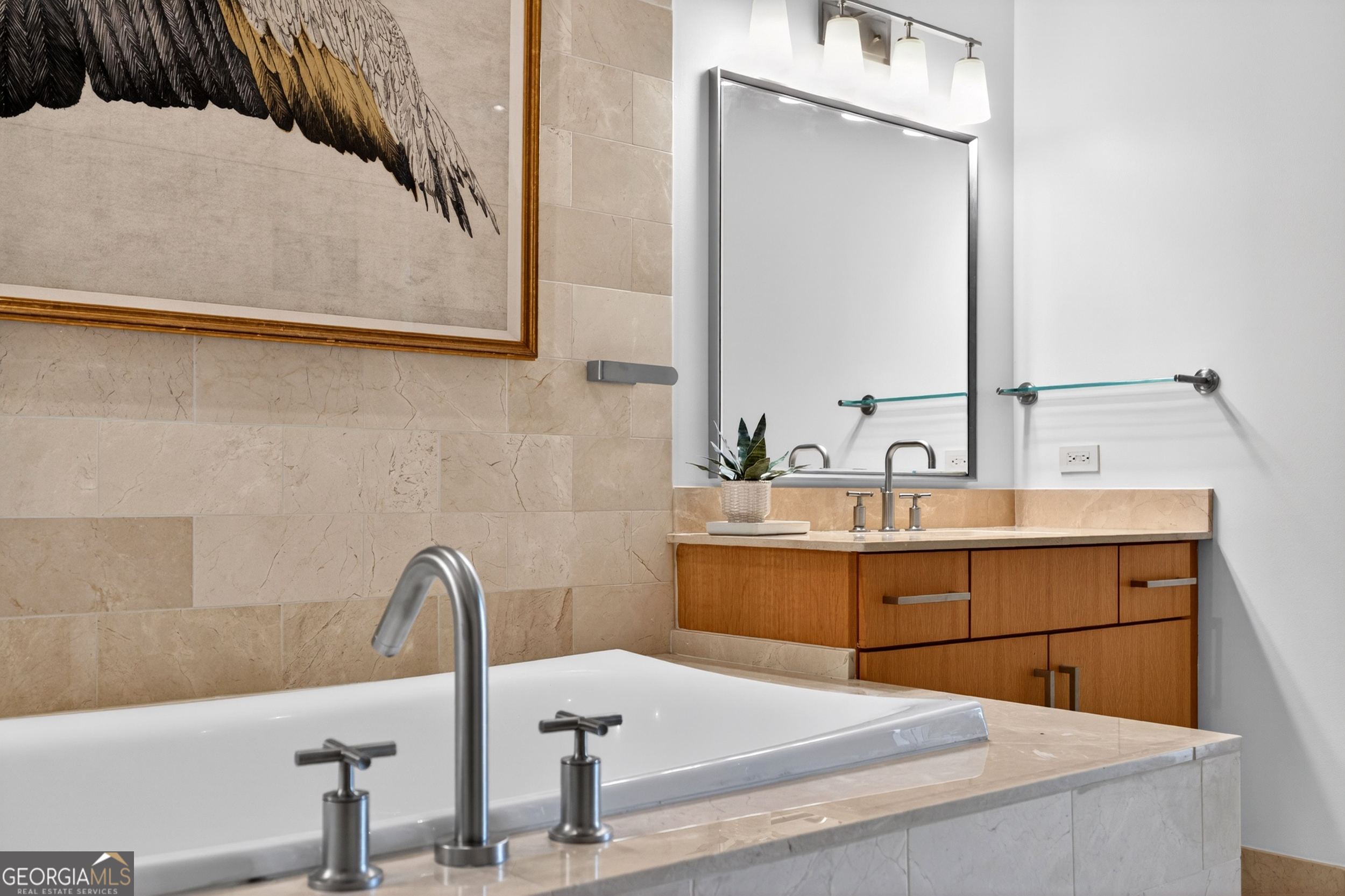 3344 Peachtree Rd NE Unit 3105, Atlanta, GA, 30326, USA, 2 Bedrooms Bedrooms, ,3 BathroomsBathrooms,Condo,Active,3344 Peachtree Rd NE Unit 3105,10684132