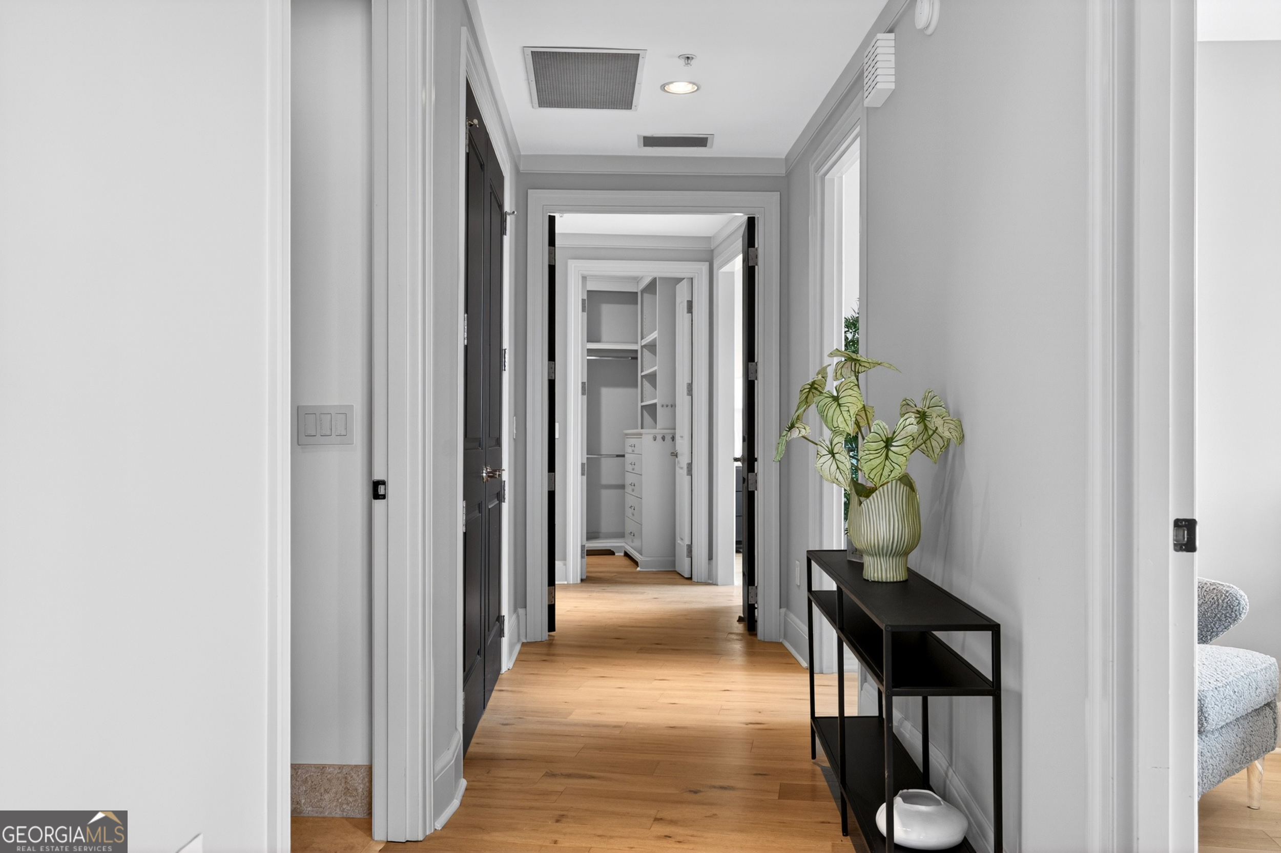 3344 Peachtree Rd NE Unit 3105, Atlanta, GA, 30326, USA, 2 Bedrooms Bedrooms, ,3 BathroomsBathrooms,Condo,Active,3344 Peachtree Rd NE Unit 3105,10684132