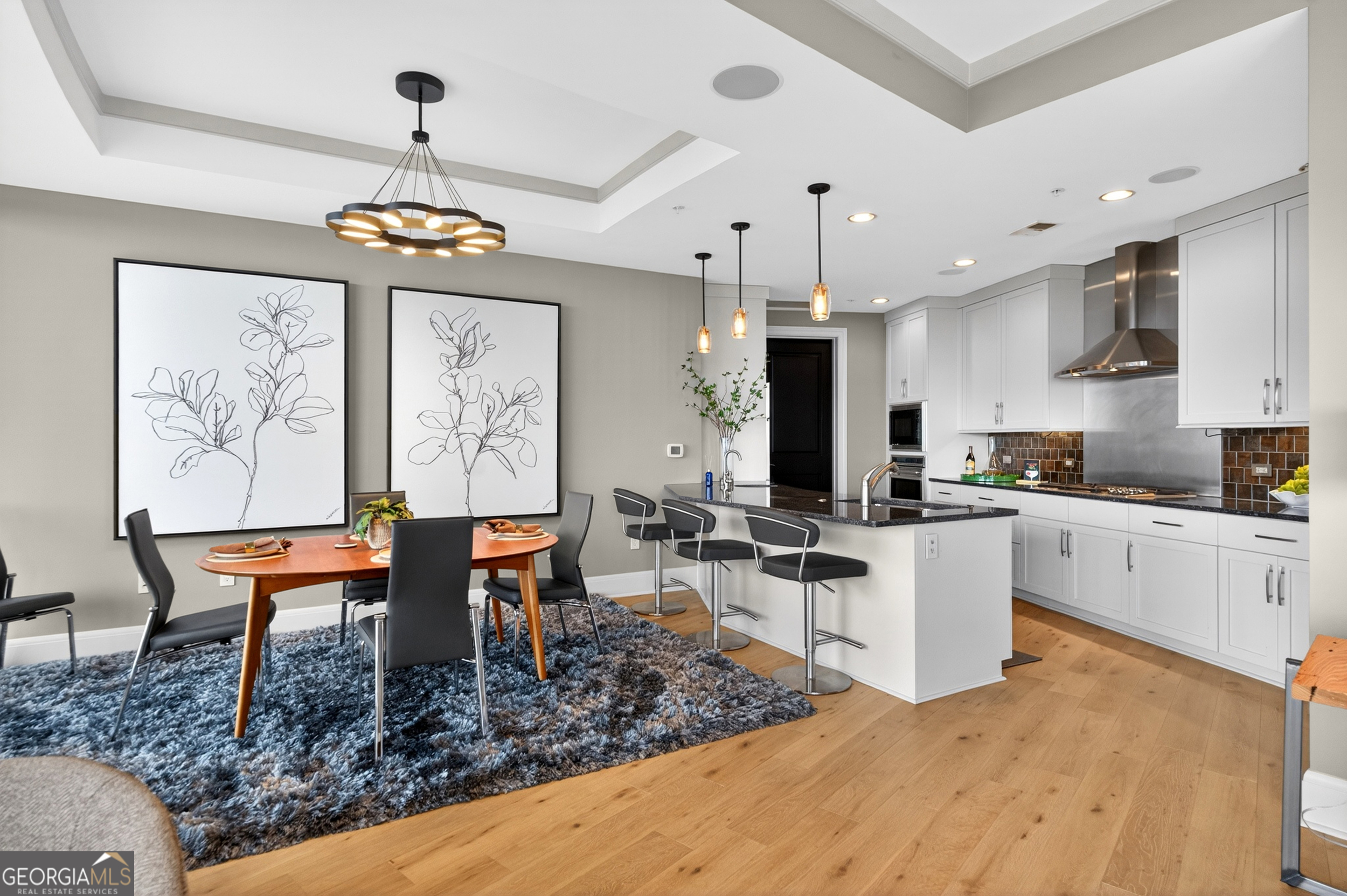 3344 Peachtree Rd NE Unit 3105, Atlanta, GA, 30326, USA, 2 Bedrooms Bedrooms, ,3 BathroomsBathrooms,Condo,Active,3344 Peachtree Rd NE Unit 3105,10684132