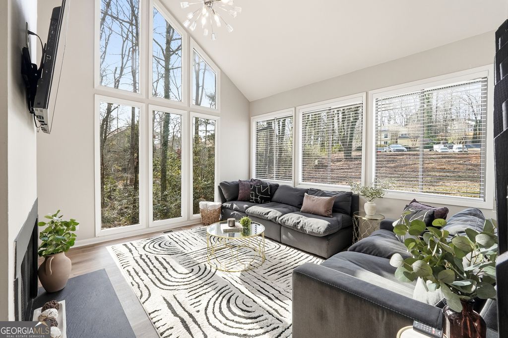 Photo of 1720 Little Willeo Road, Marietta, GA 30068 (MLS # 10670750)