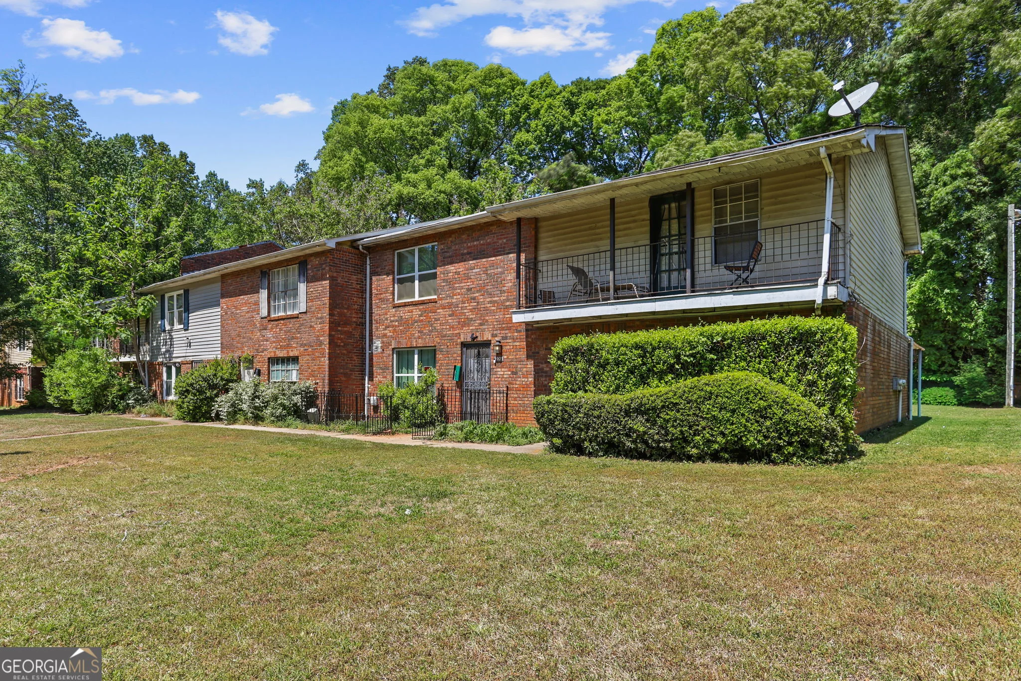 1921 Whitehall Forest Court SE