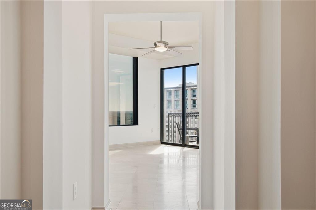 2828 Peachtree RD NW 2402