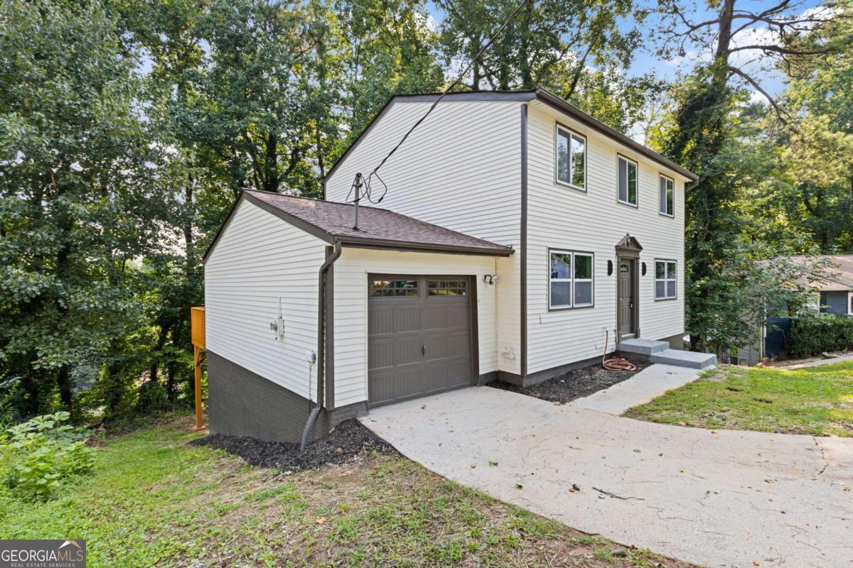 5420 Robin Hill CT