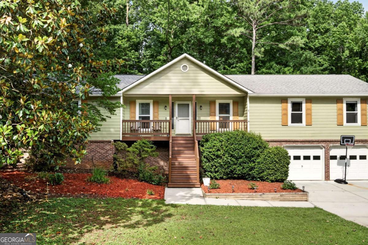 1526 Hickory DR SW