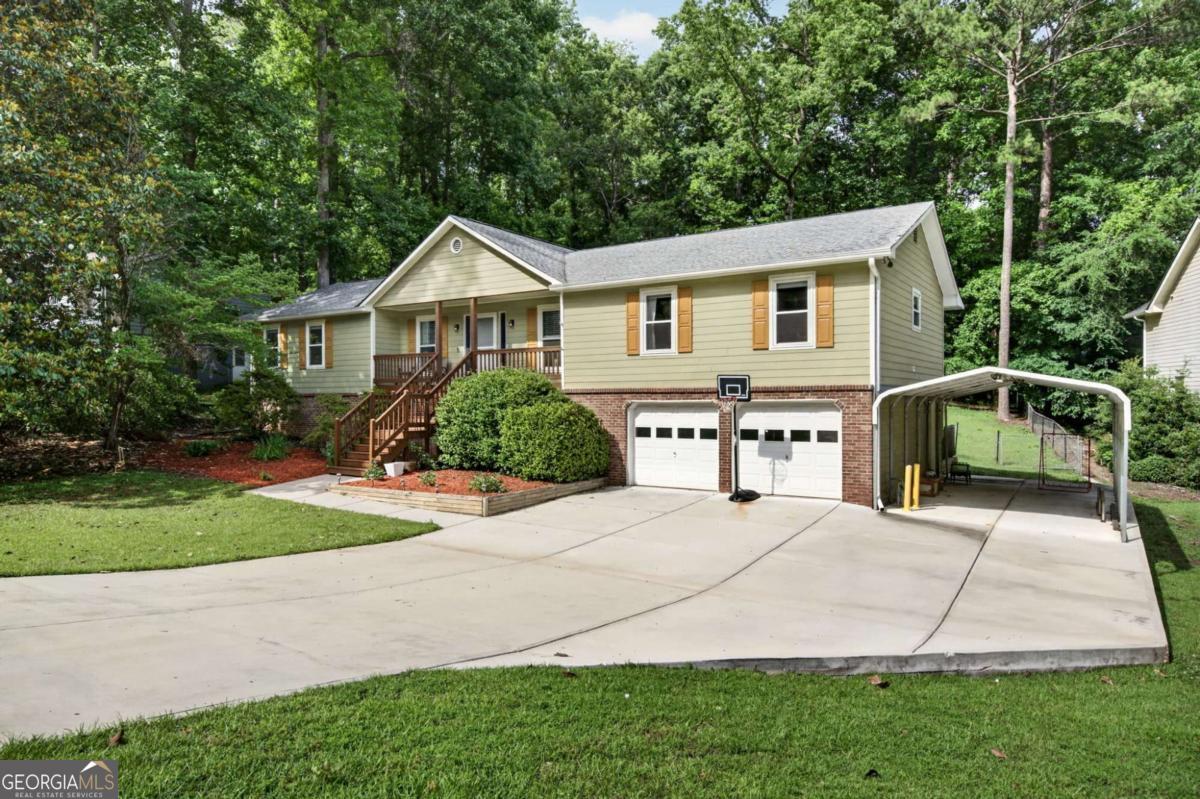 1526 Hickory DR SW
