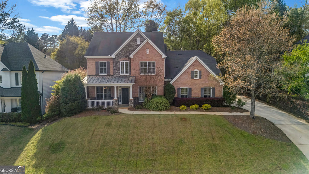 458 Lake Forest DR