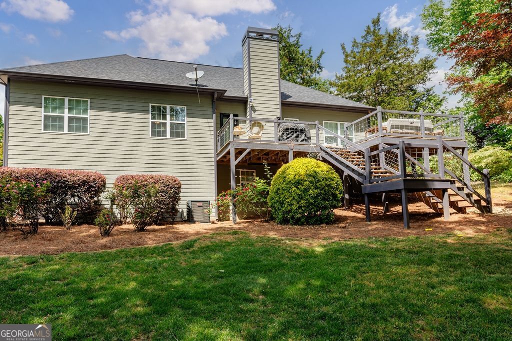 8225 Mossybrook LN