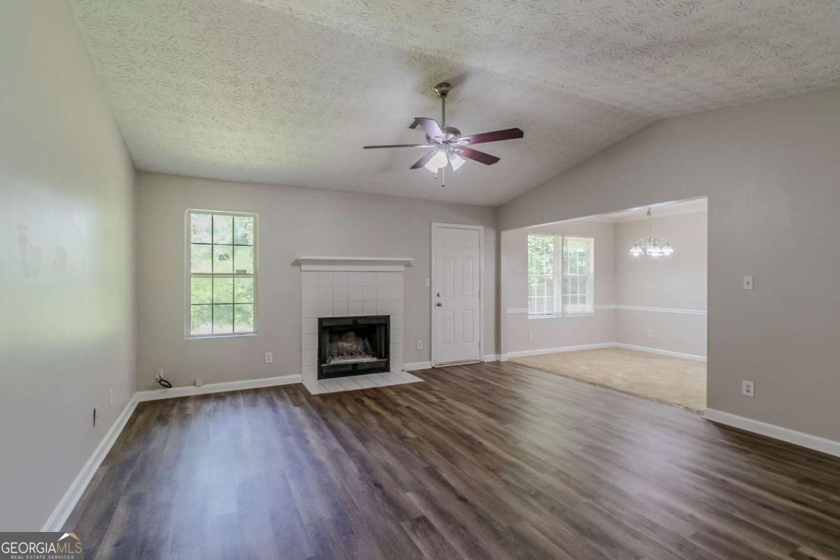 9119 Woodgreen WAY