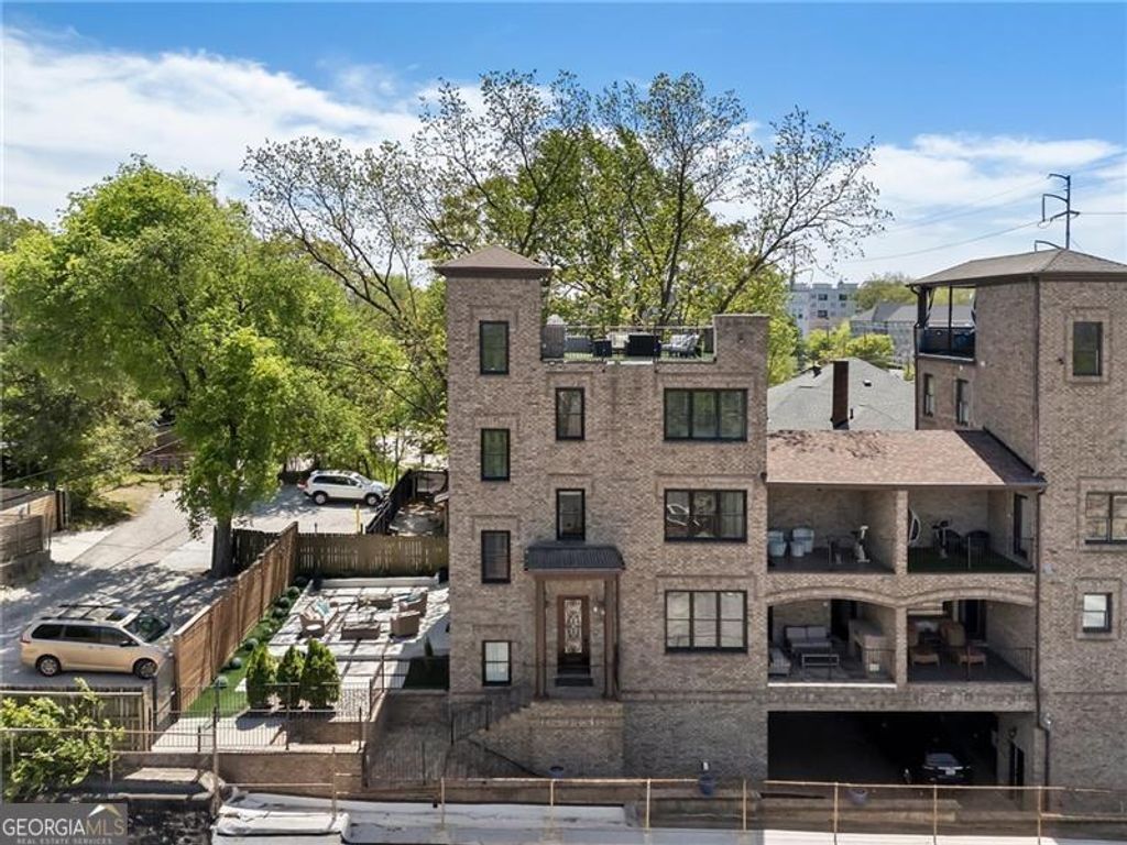 Photo of 631 Boulevard NE, Atlanta, GA 30308 (MLS # 10684153)