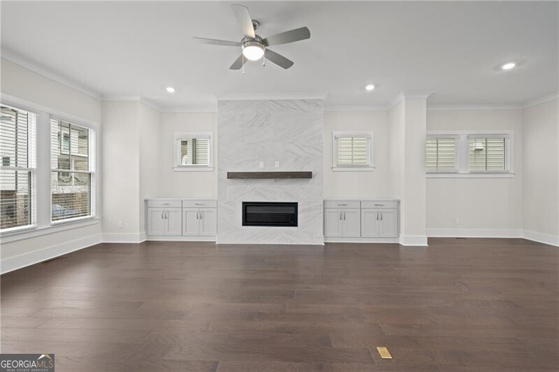 Manning on the Square - Residential Lease
