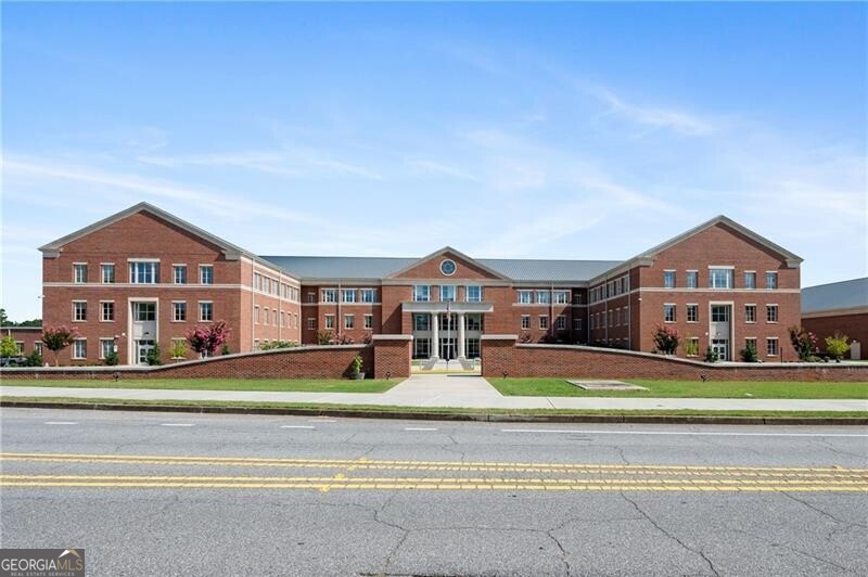 Manning on the Square - Residential Lease