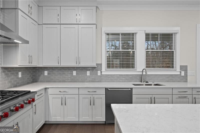 Manning on the Square - Residential Lease