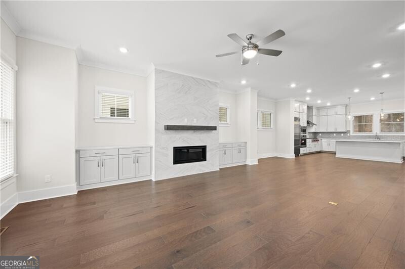 Manning on the Square - Residential Lease