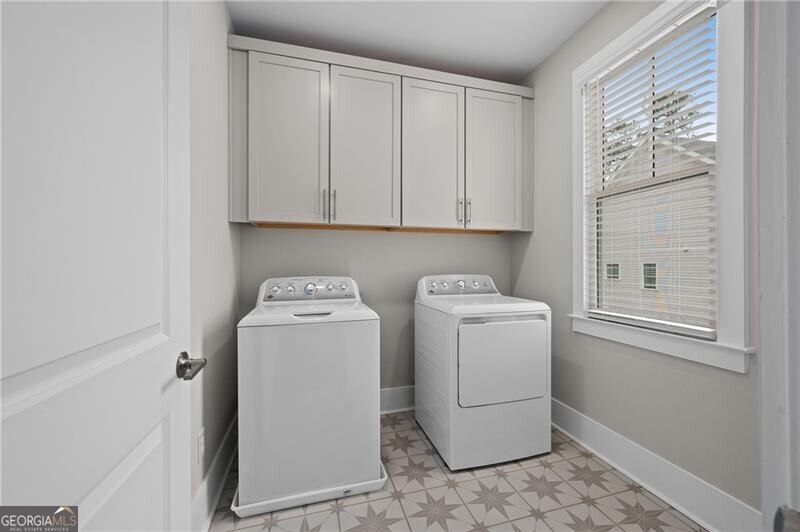 Manning on the Square - Residential Lease