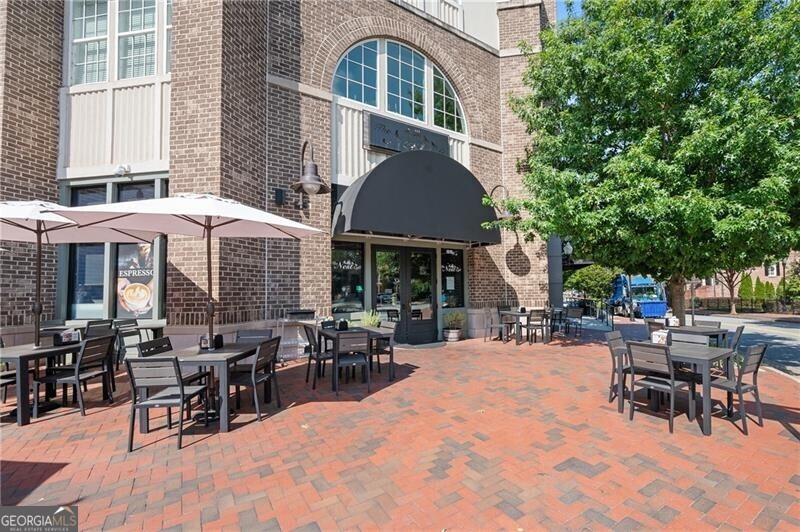 Manning on the Square - Residential Lease