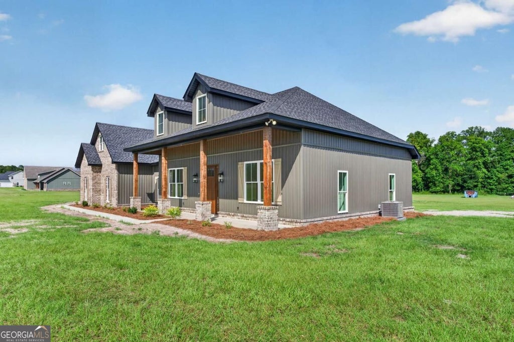Photo of 3634 Highway 121, Blackshear, GA 31516 (MLS # 10837397)