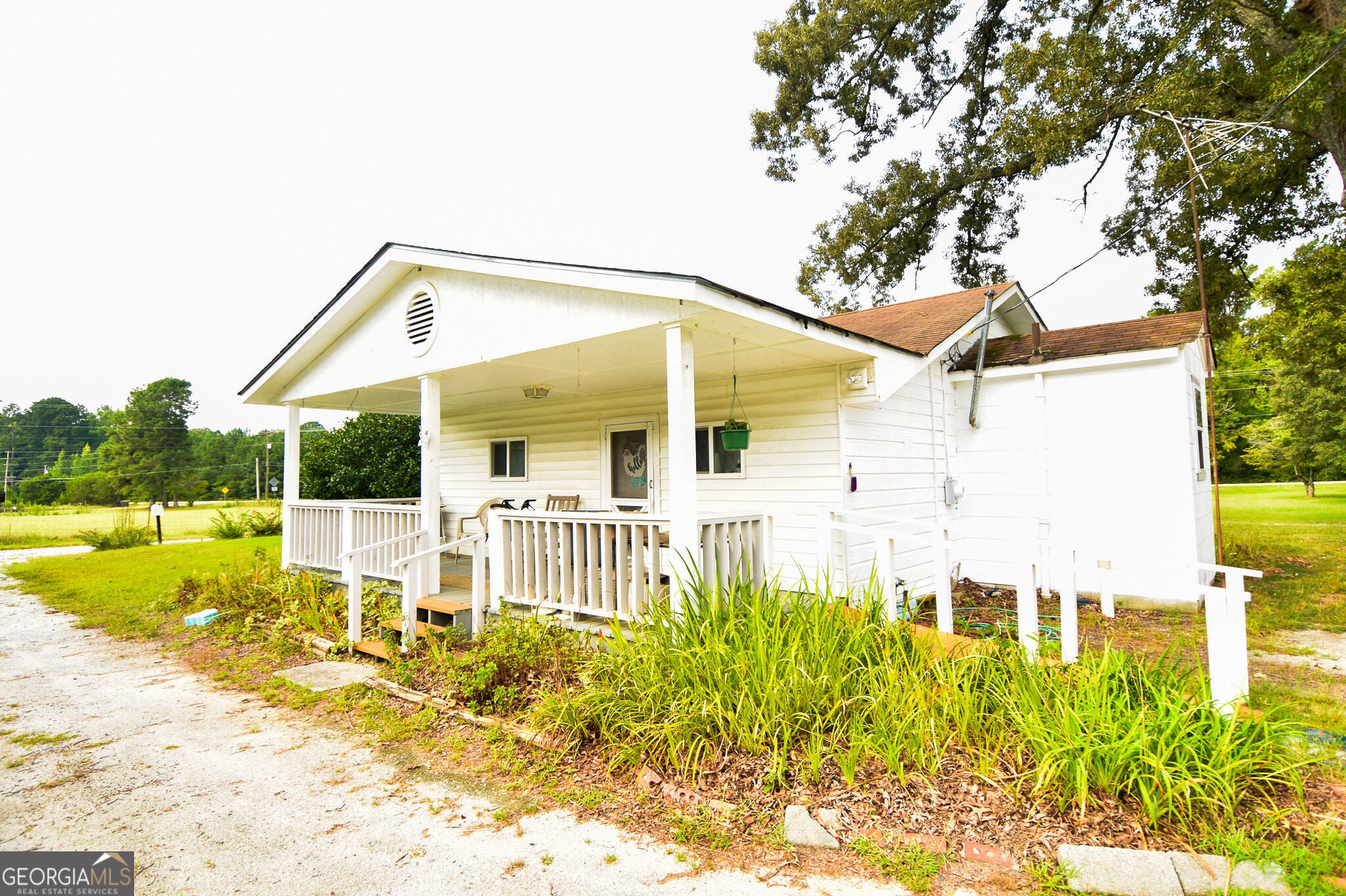 2590 Highway 92