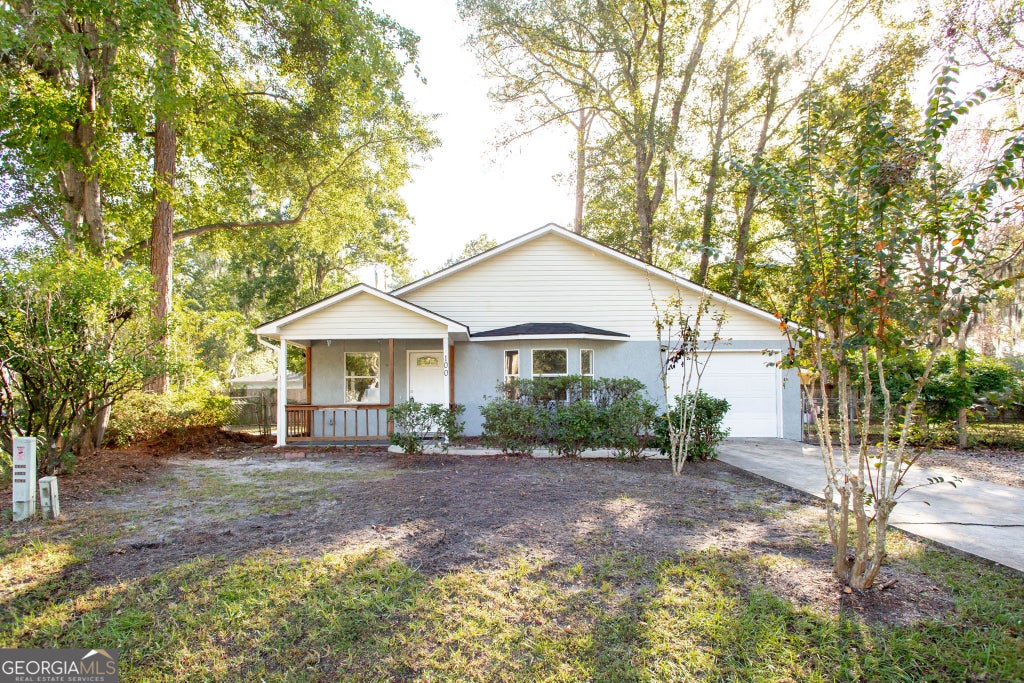 Photo of 100 Royal Way, Kingsland, GA 31548 (MLS # 10882358)