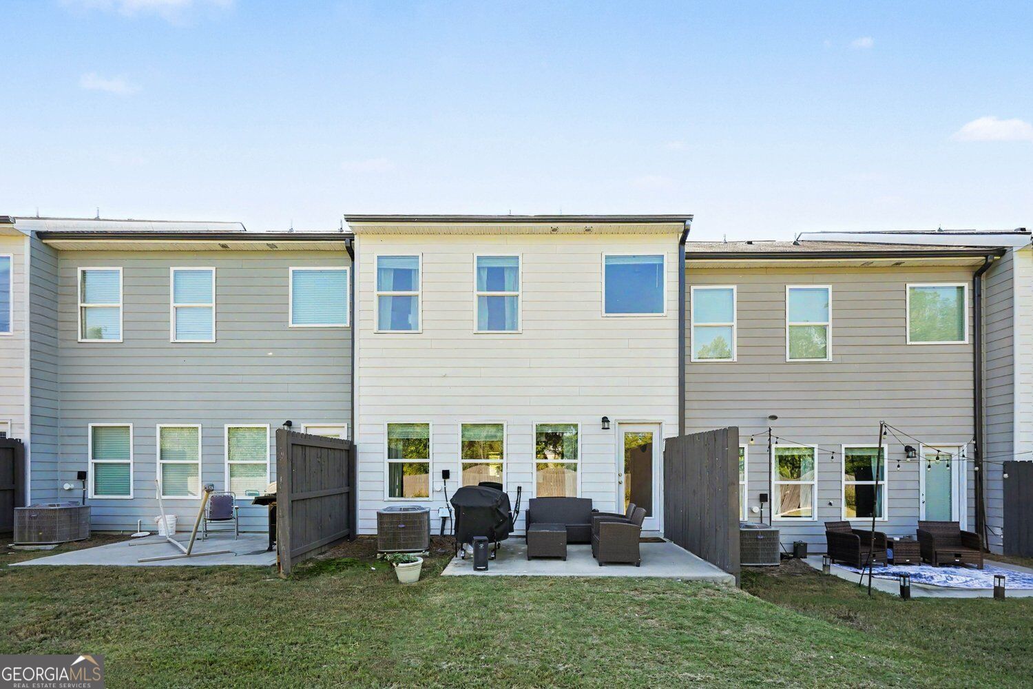 181 Buckingham LN