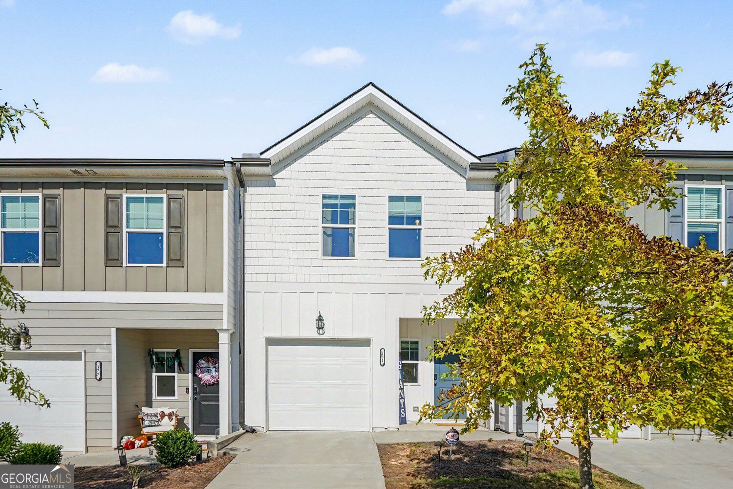 181 Buckingham LN