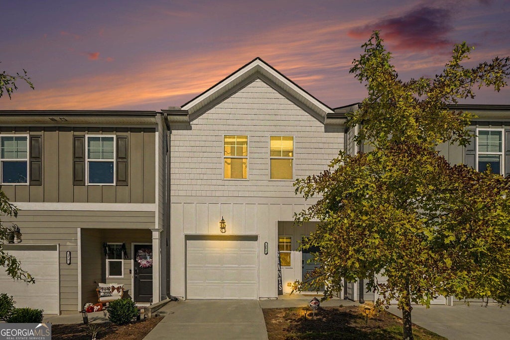 Photo of 181 Buckingham Lane, Hoschton, GA 30548 (MLS # 10869299)