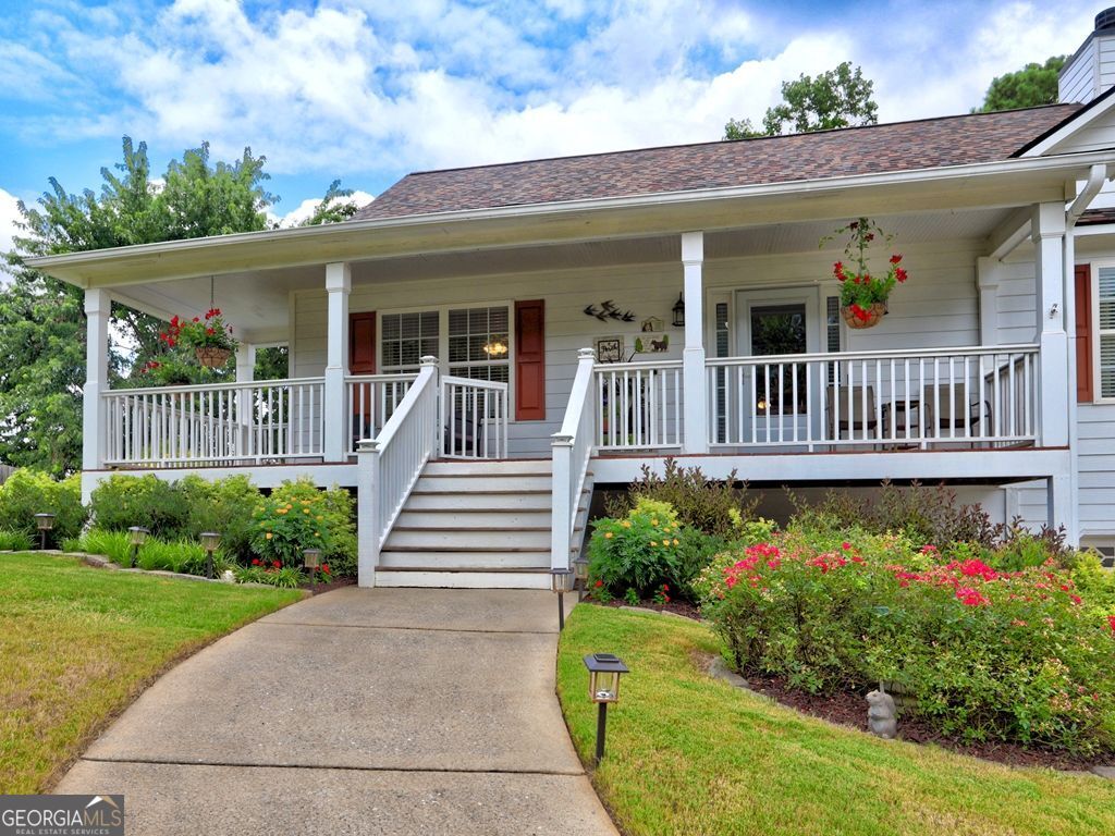 161 Oak Springs LN
