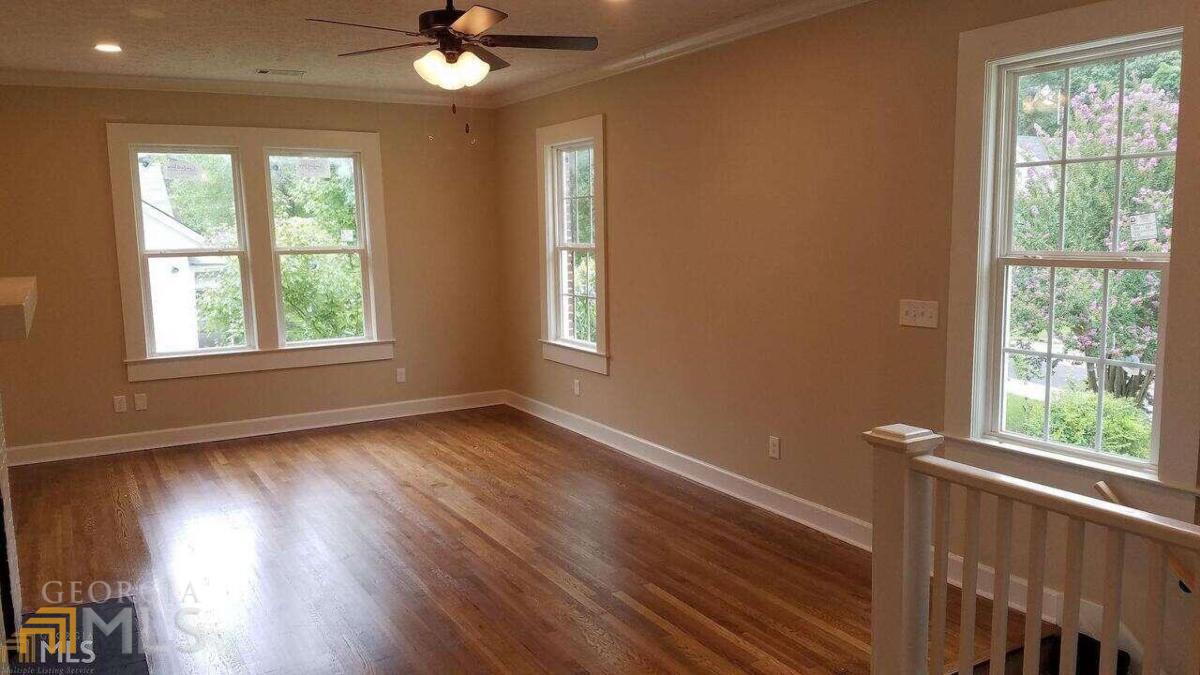 Colonial Place Historic - Residential Lease