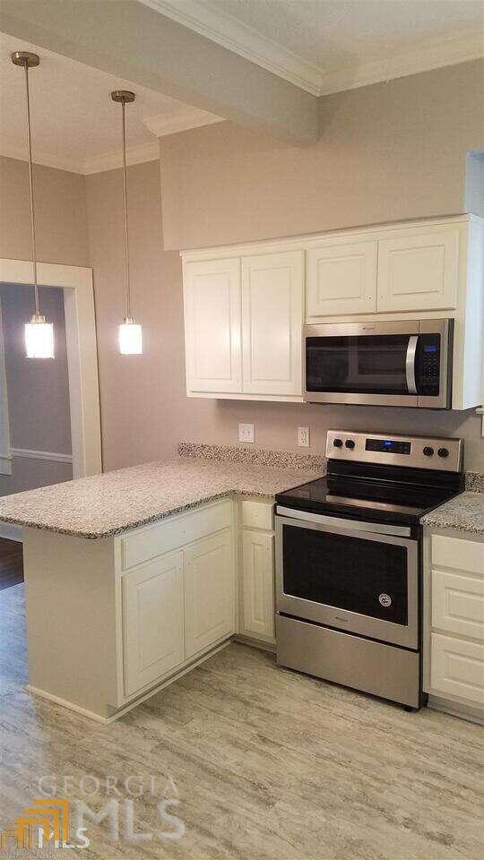 Colonial Place Historic - Residential Lease