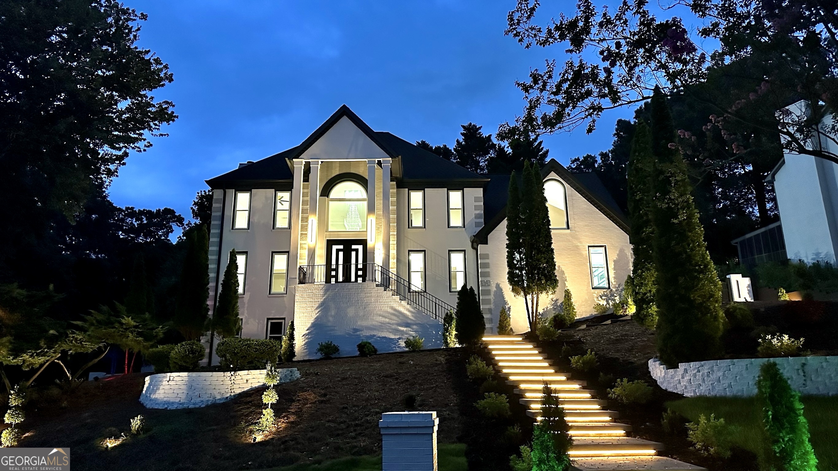 762 Bedford Oaks DR