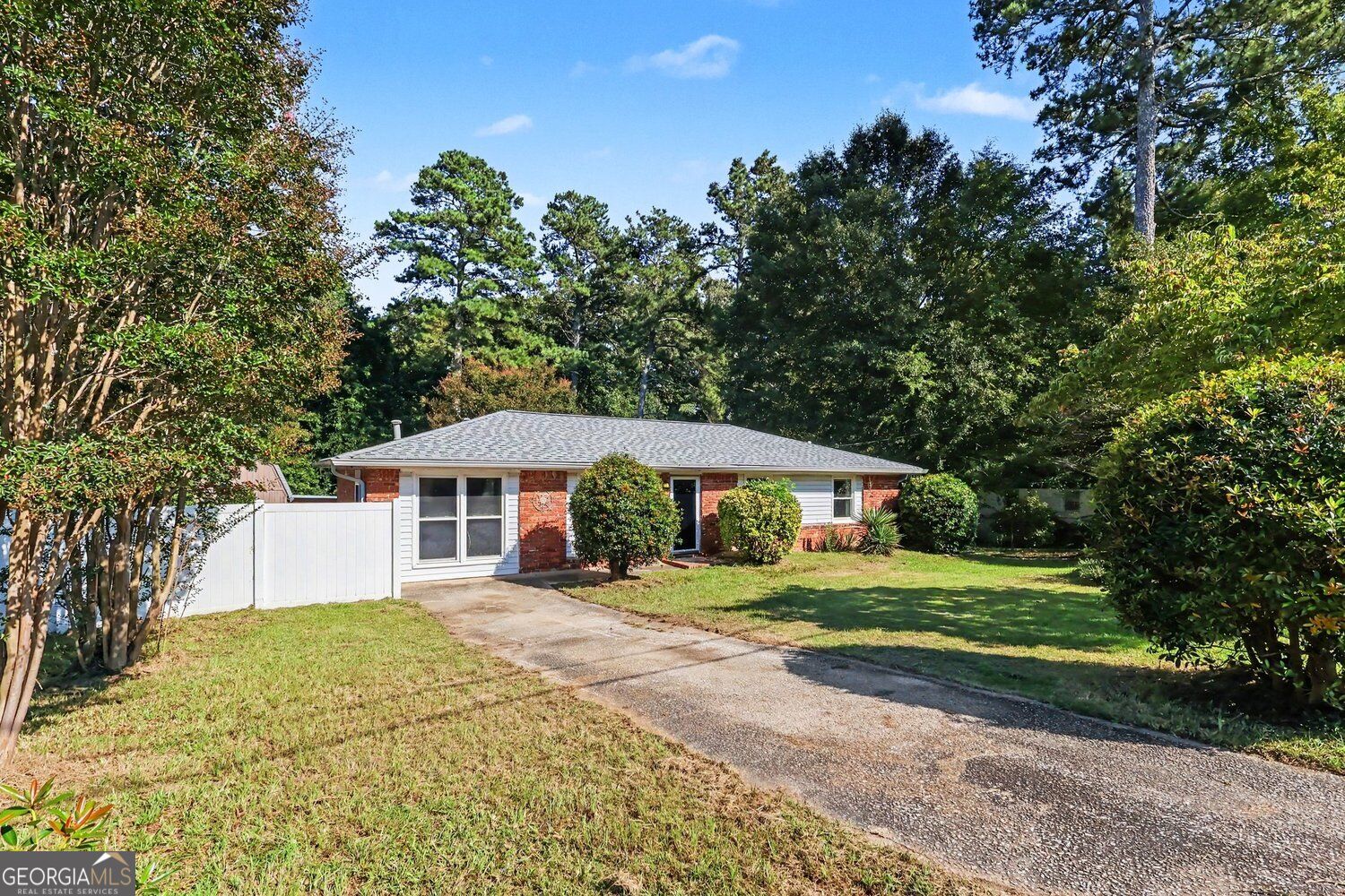 6786 Tralee DR