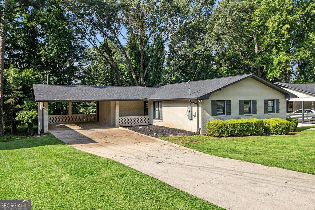 Photo of 1749 W Caribaea Trail SE, Atlanta, GA 30316 (MLS # 10680697)