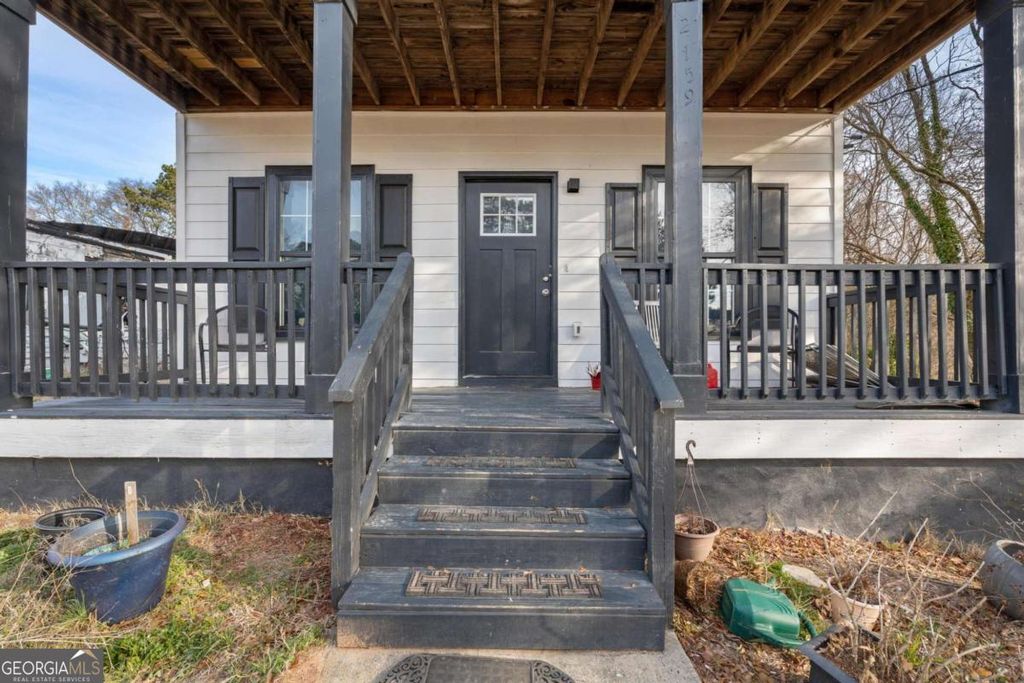 Photo of 2159 Martin Luther King Jr Drive NW, Atlanta, GA 30310 (MLS # 10682395)