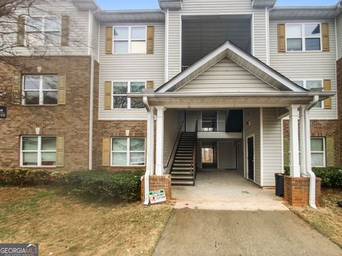 18201 Waldrop CV Decatur GA 30034