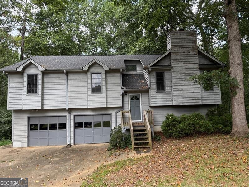SOLID home in popular Westland Mill and Oak Grove Elementary School district! 2 year old roof! PERFECT FLIP HOUSE to bring your investors or homebuyers looking for a project. Great cul-de-sac lot, screened in back porch plus a huge deck. FULL basement with one bedroom and half bath (but no window in the bedroom). Large lot, level driveway, great neighborhood. Did I already say bring your flippers and investors? Preferred closing attorney Smith Tumlin McCurley & Patrick in Marietta.