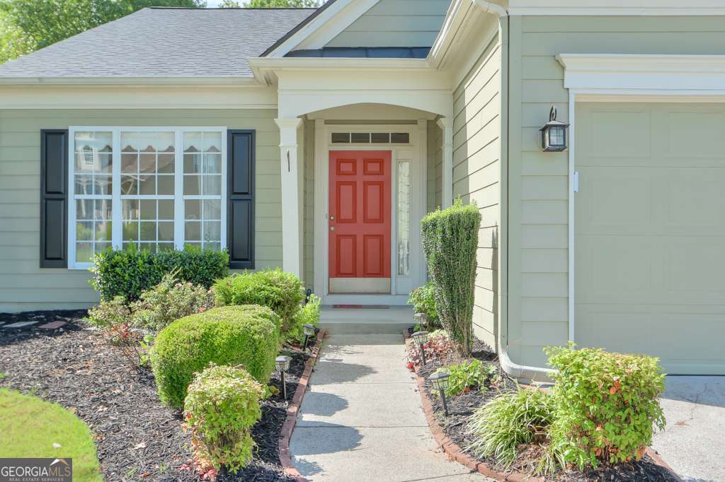 138 Churchcliff DR