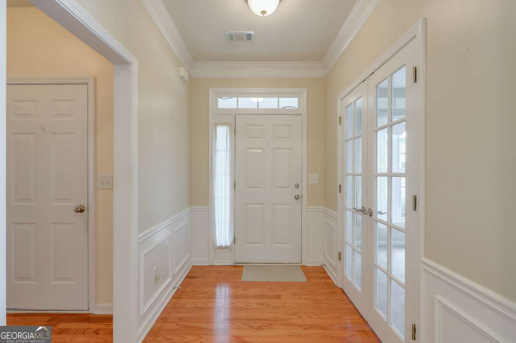 138 Churchcliff DR