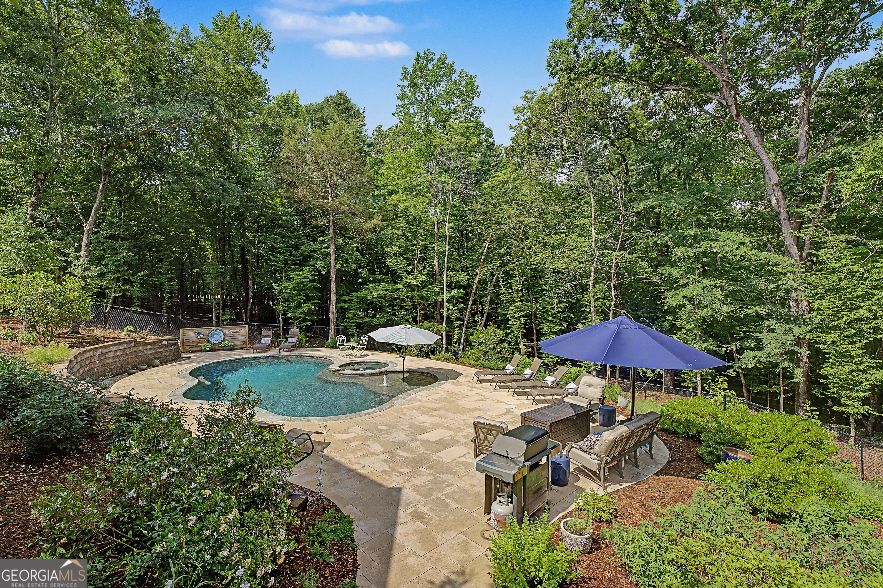 151 Hickory Pointe DR