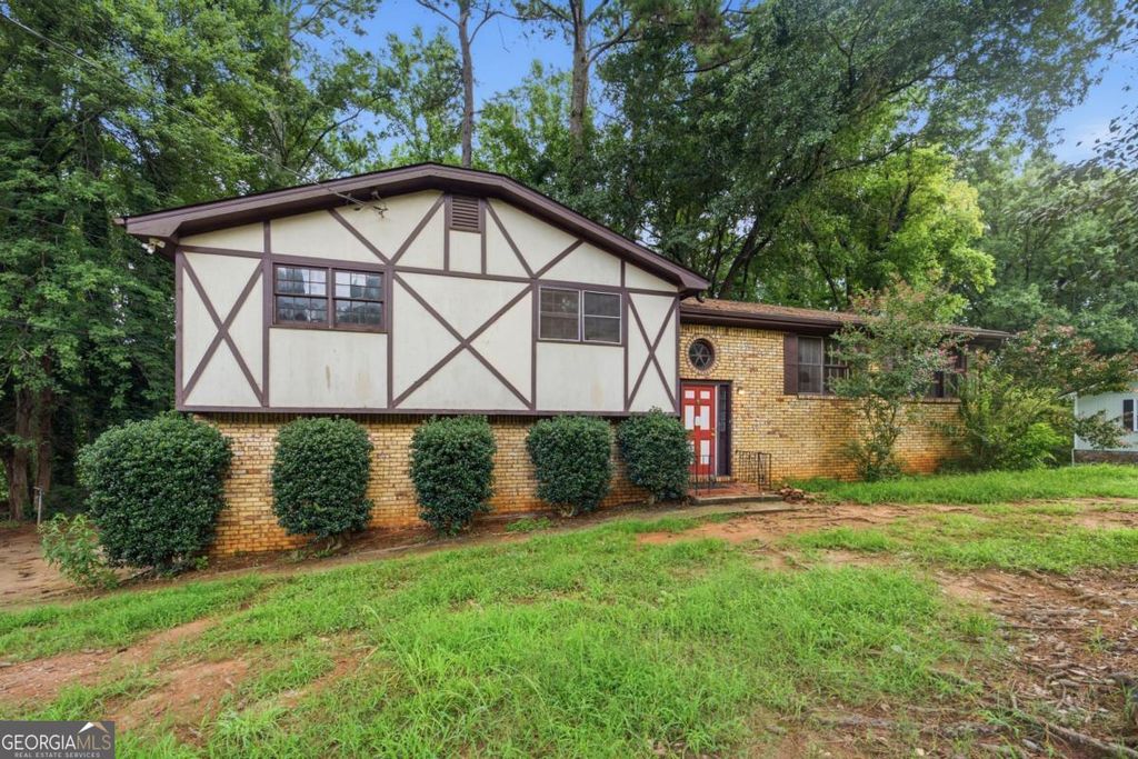 Photo of 532 Stockwood Drive, Woodstock, GA 30188 (MLS # 10806834)