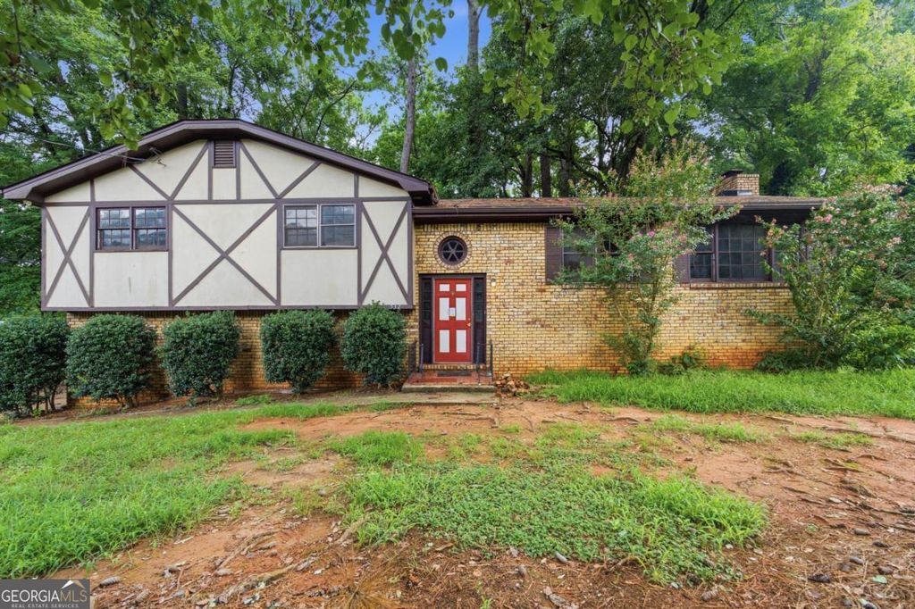 Photo of 532 Stockwood Drive, Woodstock, GA 30188 (MLS # 10806834)