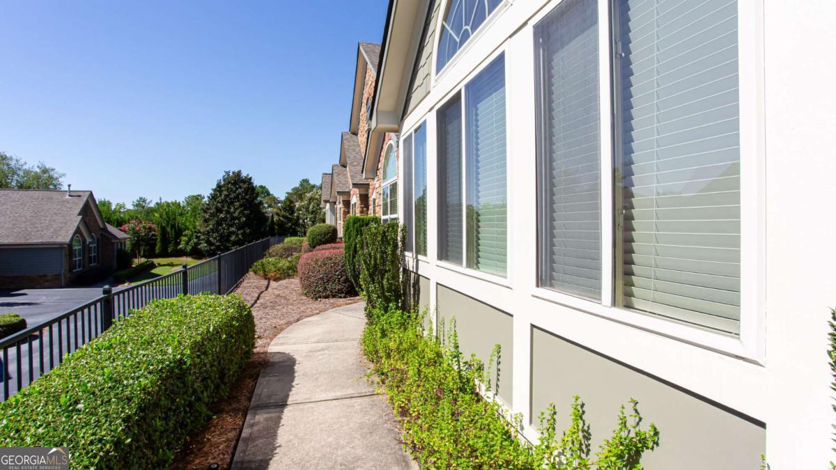 212 Highlands Ridge PL 3