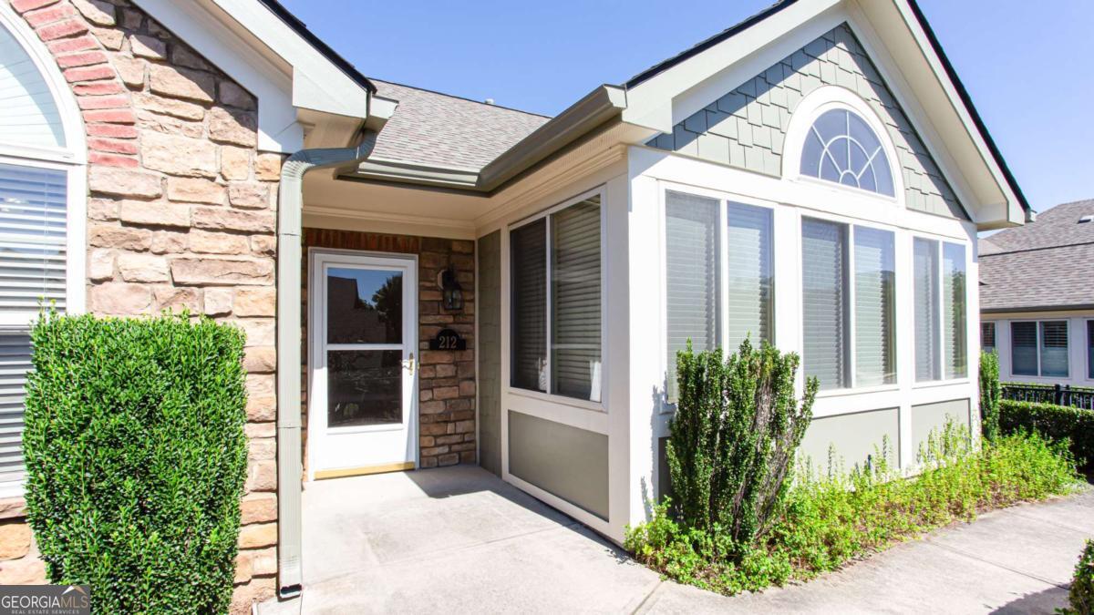 212 Highlands Ridge PL 3