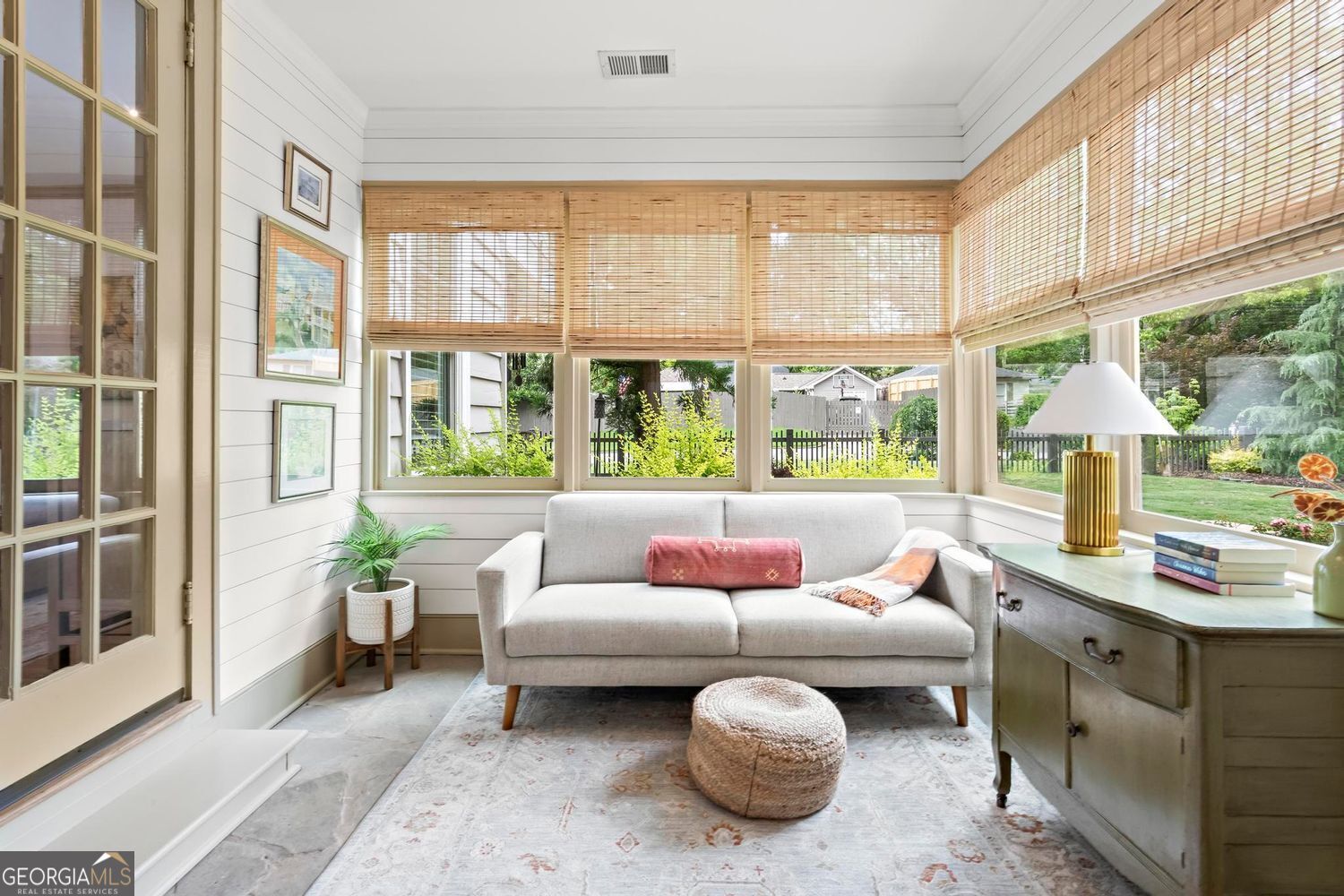 Marietta, Georgia 30060, United States, 3 Bedrooms Bedrooms, ,2 BathroomsBathrooms,Residential,Active,131443