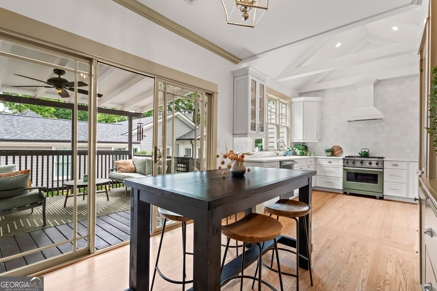 Marietta, Georgia 30060, United States, 3 Bedrooms Bedrooms, ,2 BathroomsBathrooms,Residential,Active,131443