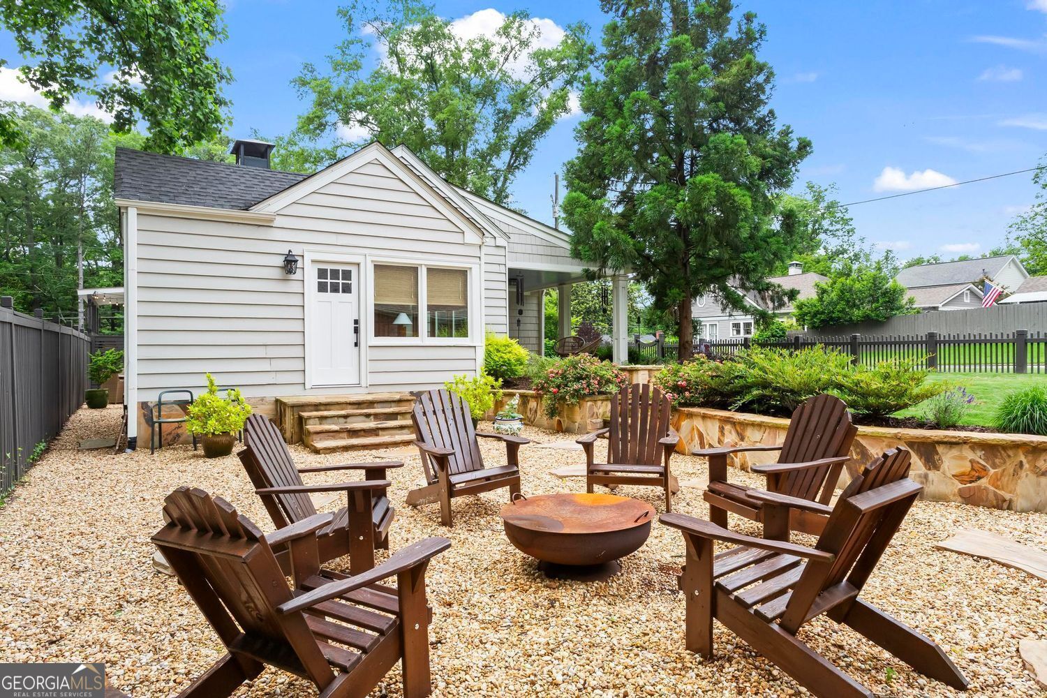 Marietta, Georgia 30060, United States, 3 Bedrooms Bedrooms, ,2 BathroomsBathrooms,Residential,Active,131443