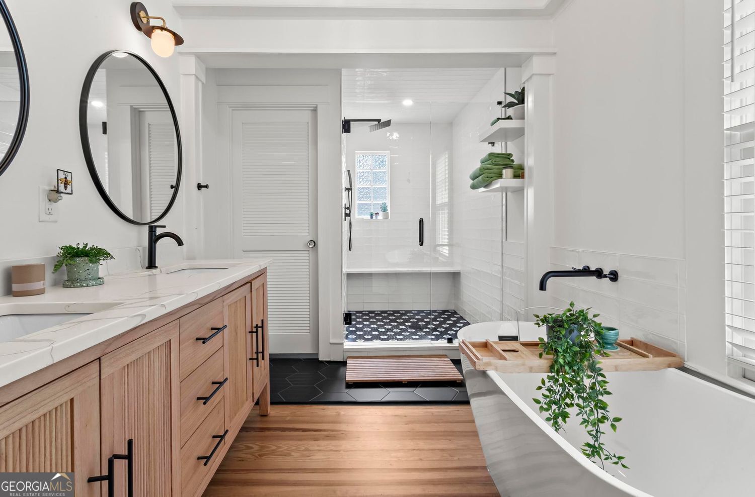 Marietta, Georgia 30060, United States, 3 Bedrooms Bedrooms, ,2 BathroomsBathrooms,Residential,Active,131443