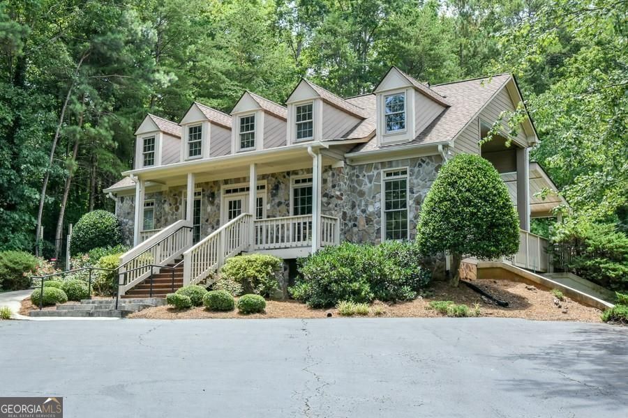 Marietta, Georgia 30062, United States, 4 Bedrooms Bedrooms, ,3 BathroomsBathrooms,Residential,Active,173614