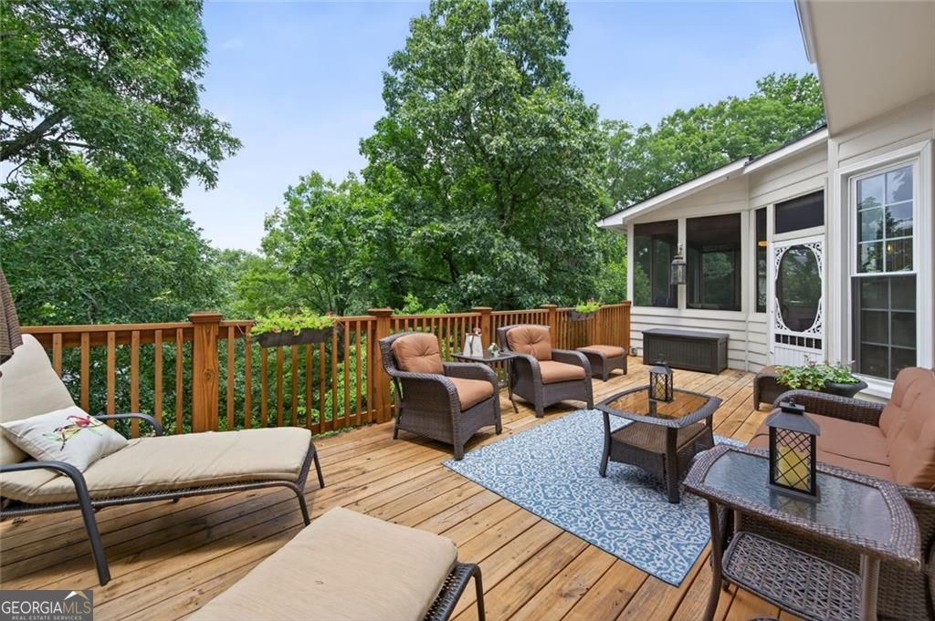 Marietta, Georgia 30062, United States, 4 Bedrooms Bedrooms, ,3 BathroomsBathrooms,Residential,Active,173614