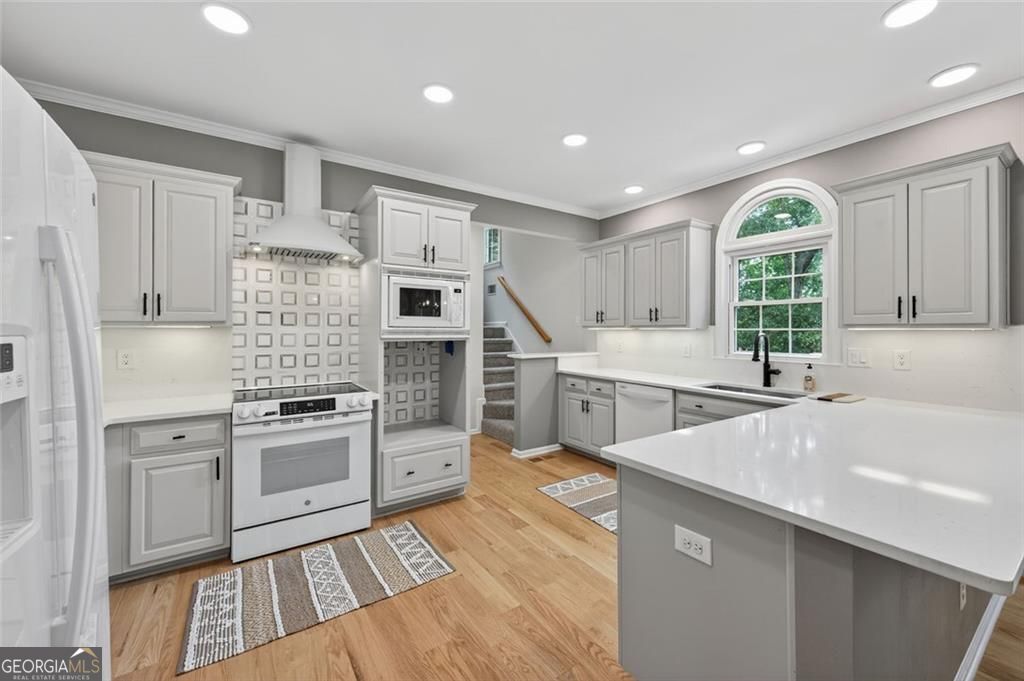 Marietta, Georgia 30062, United States, 4 Bedrooms Bedrooms, ,3 BathroomsBathrooms,Residential,Active,173614