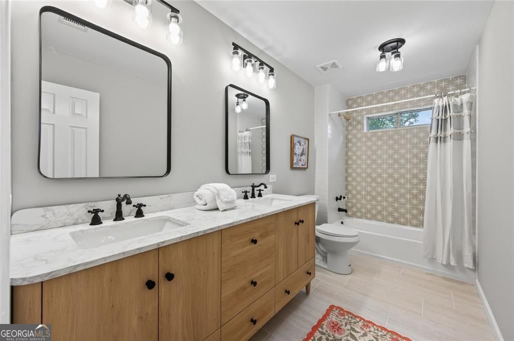 Marietta, Georgia 30062, United States, 4 Bedrooms Bedrooms, ,3 BathroomsBathrooms,Residential,Active,173614